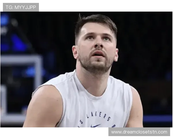 原创恭喜！东契奇正式宣布二女儿出生 预计很快归队有望下周一复出